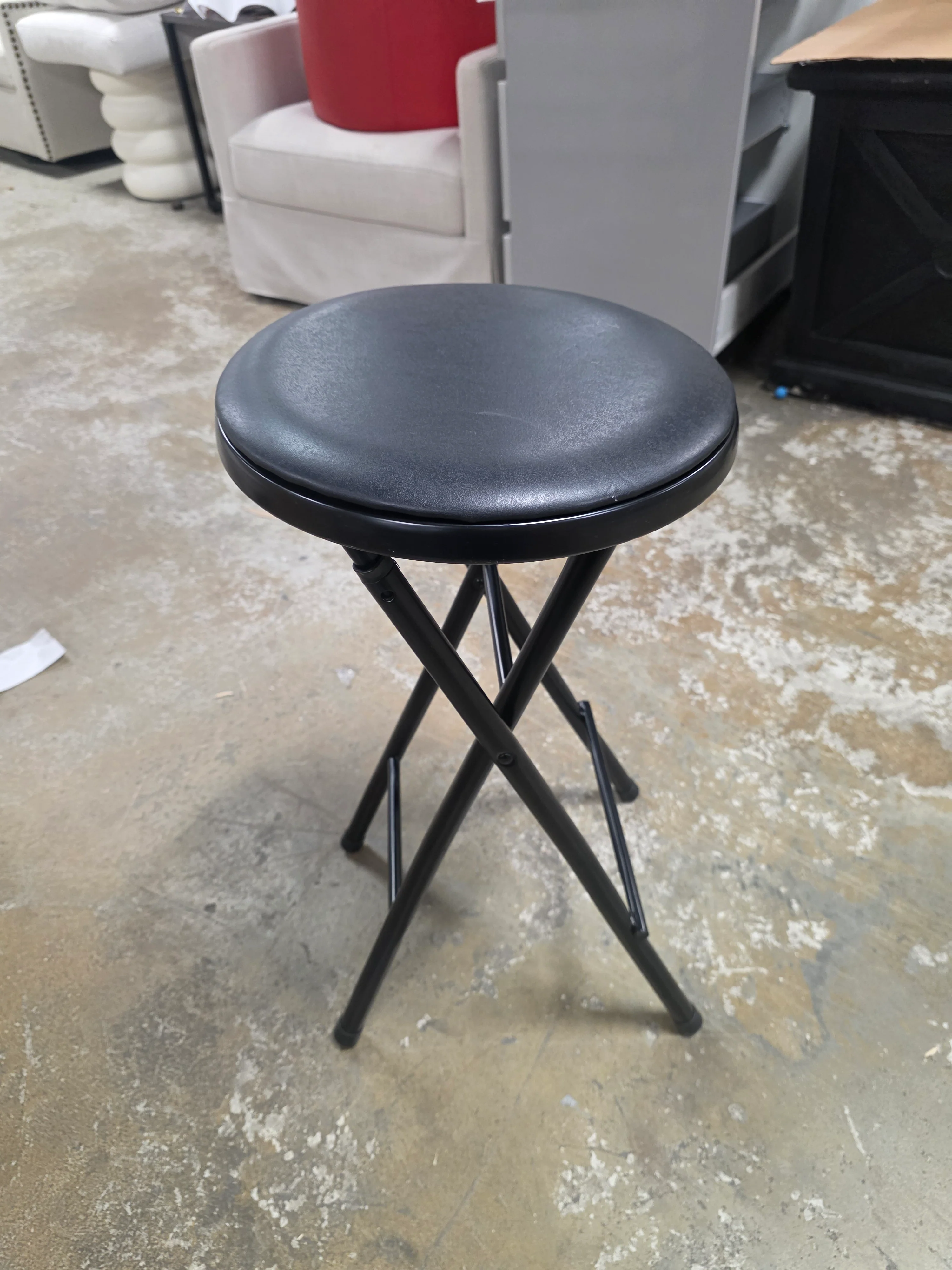 Vinyl Folding Stool Black - Set of 3 - Image 4