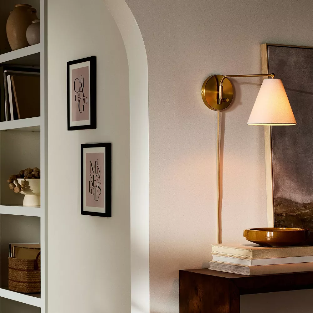 Wall Sconce with Horizontal Arm Brass - Image 3