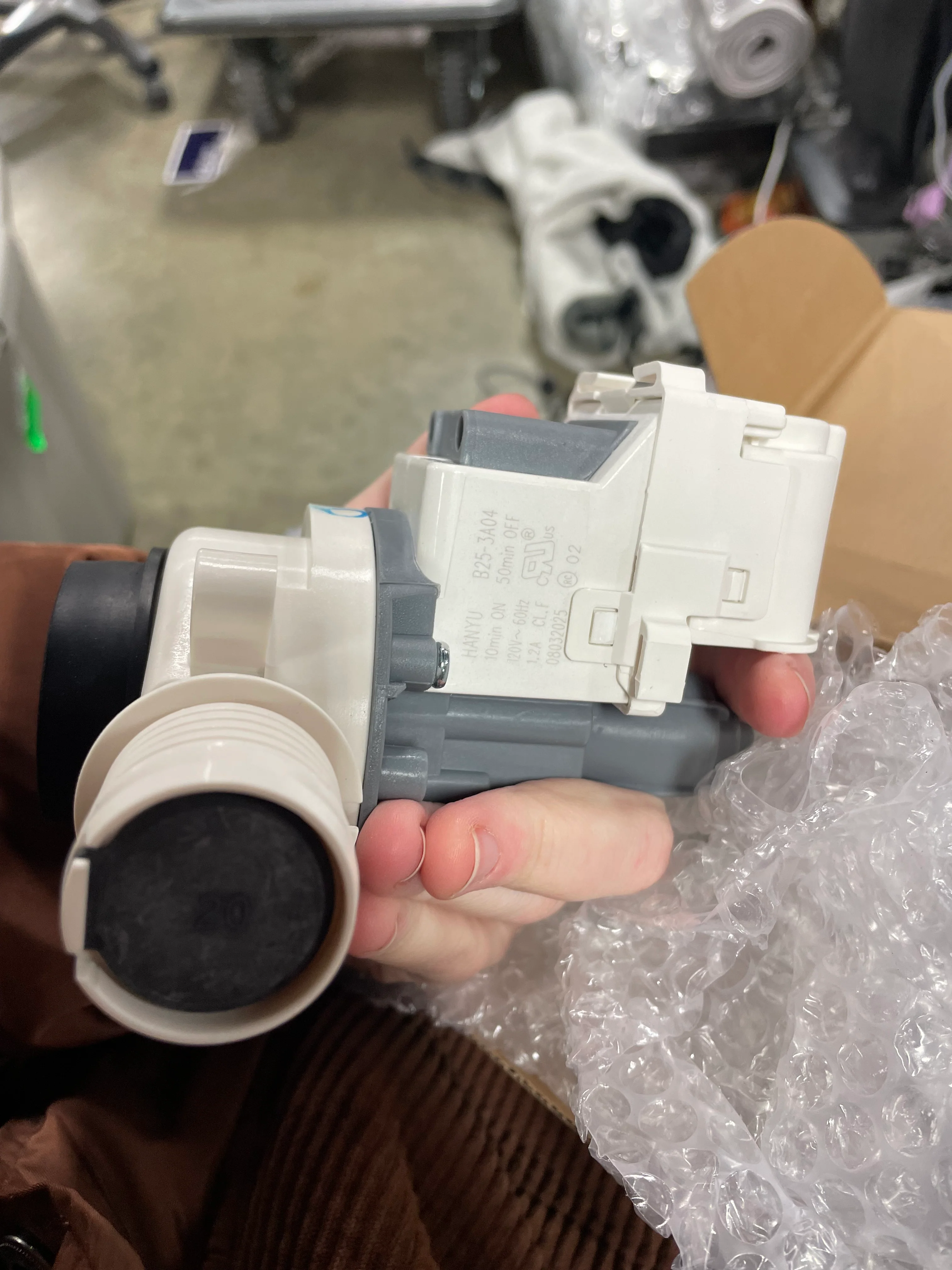 Washer Drain Water Pump Motor Assembly Replacement Part - Image 6