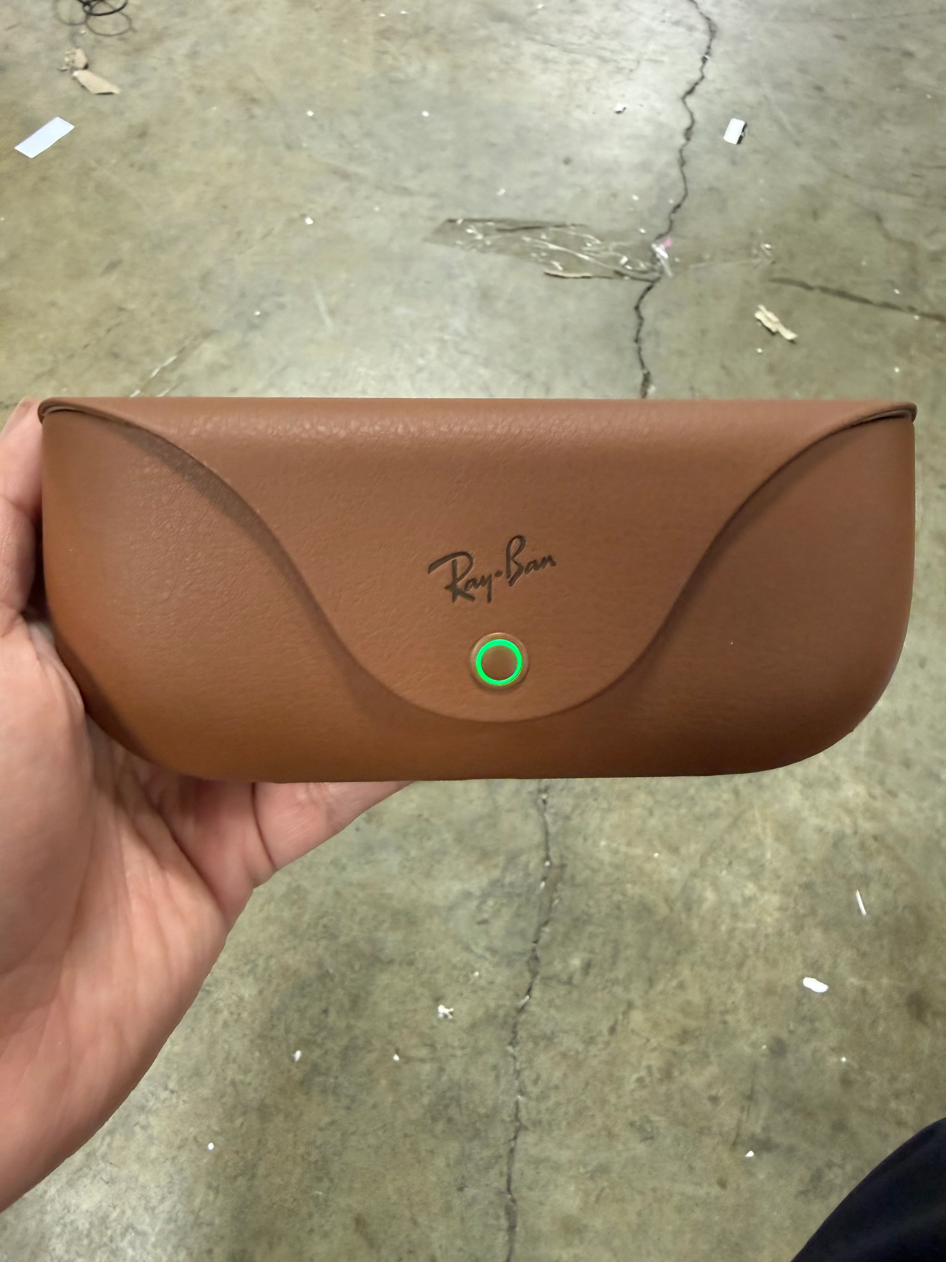 Wayfarer - (Gen 1) Glasses with Meta AI - Image 6