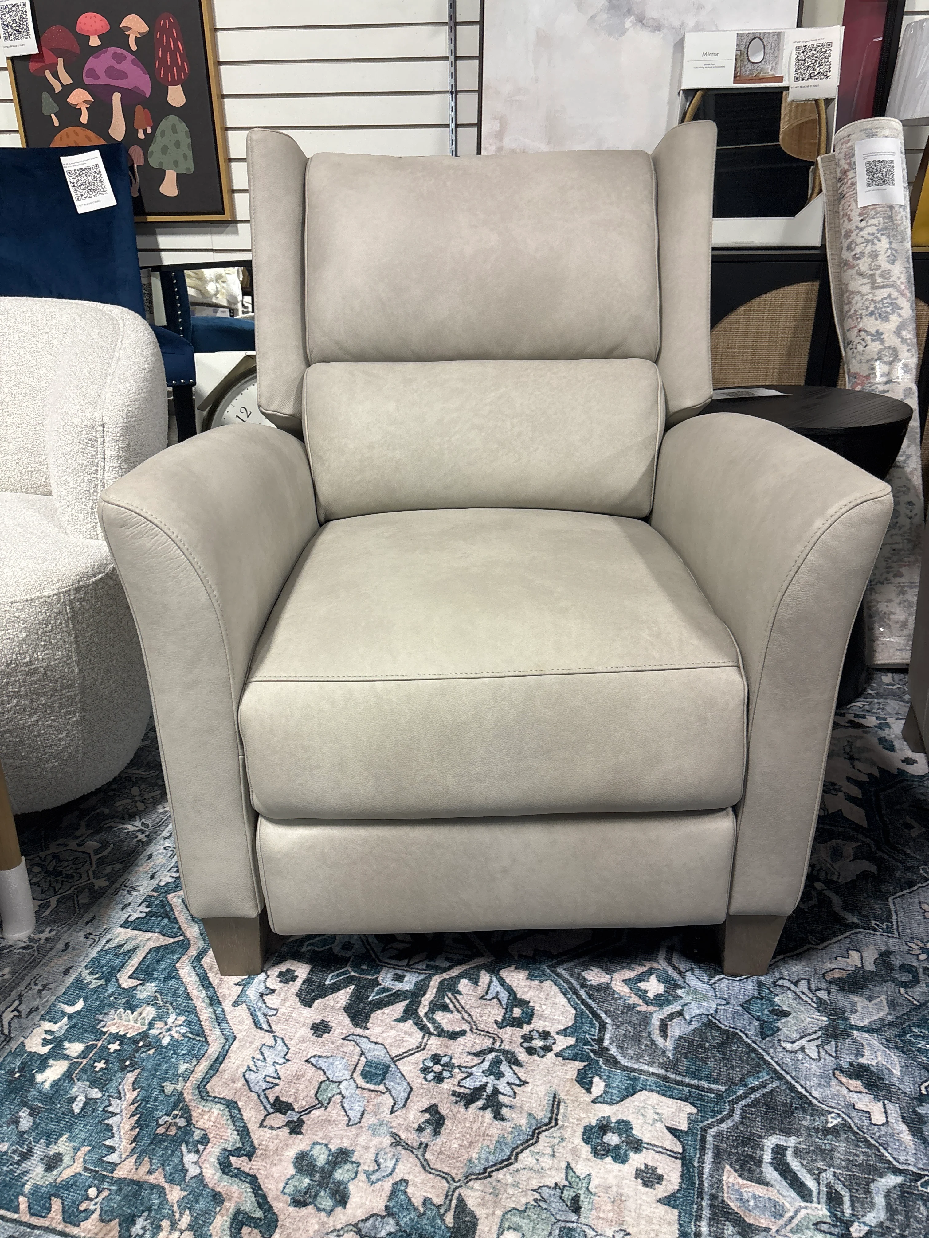 Weller Leather Power Recliner SHOWROOM ITEM - Image 2