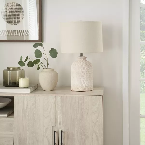 White Textured Terracotta Table Lamp - Image 4