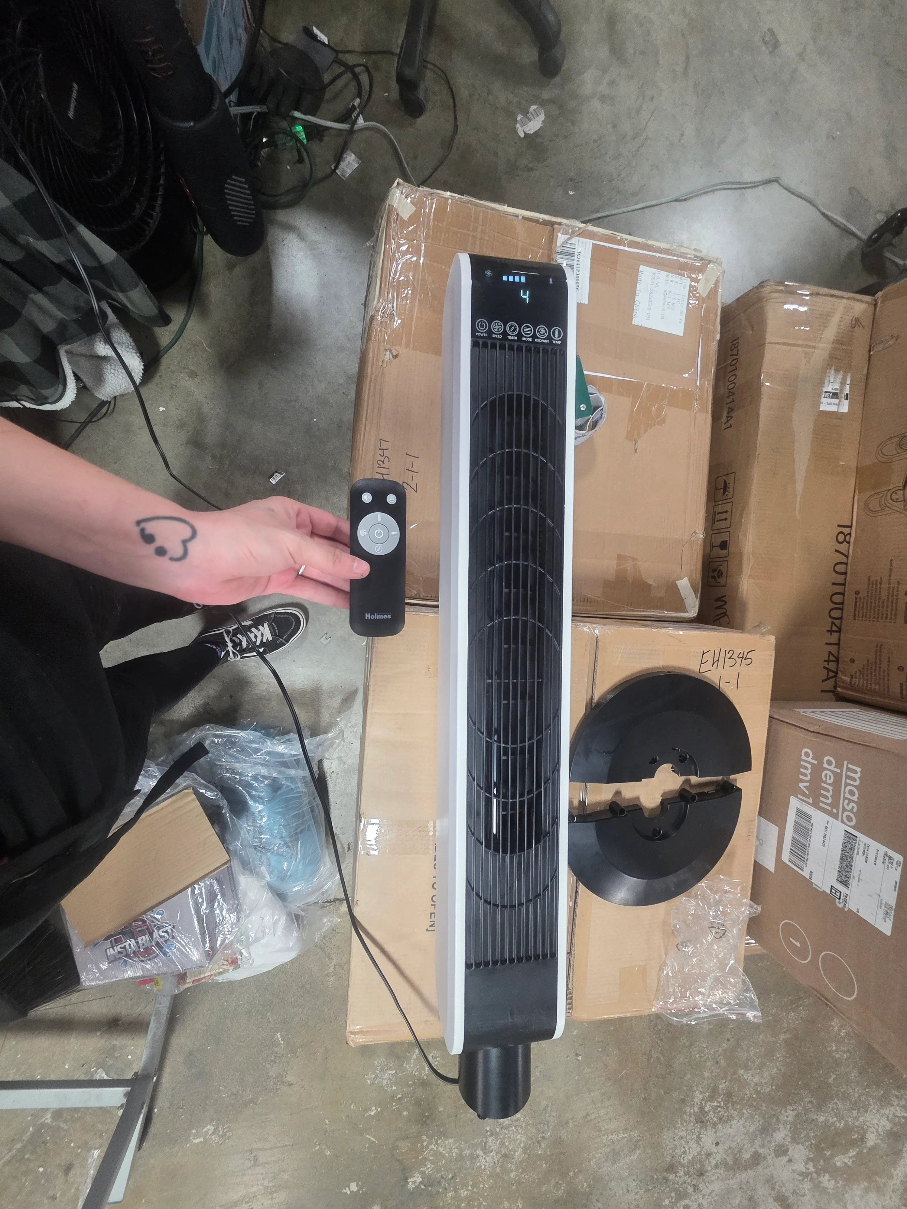 Wi-Fi Tower Oscillating Fan with Clean Breeze - Image 6